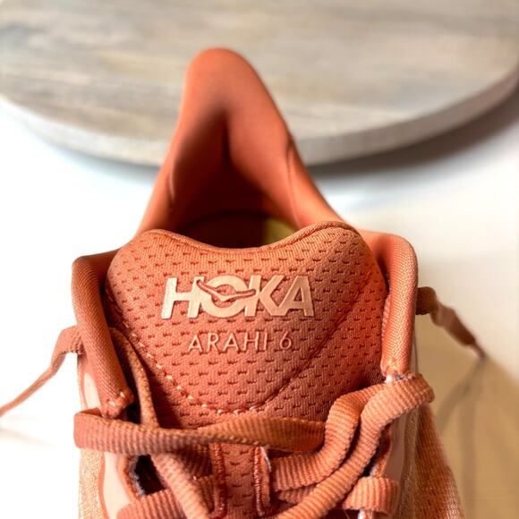 Hoka One One Arahi 6 Women’s Running Shoes Size 8 B Peach Orange Sneakers - Picture 8 of 9